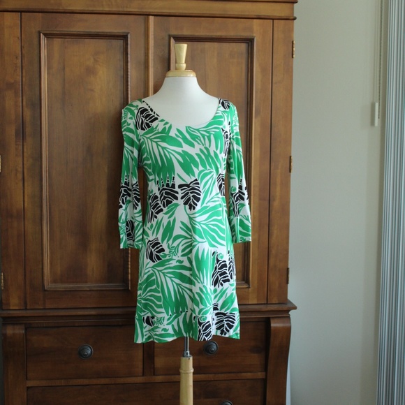 Diane Von Furstenberg Dresses & Skirts - Diane Von Furstenberg Aggie Mini Shift Dress Size 6 100% Silk Gently Worn